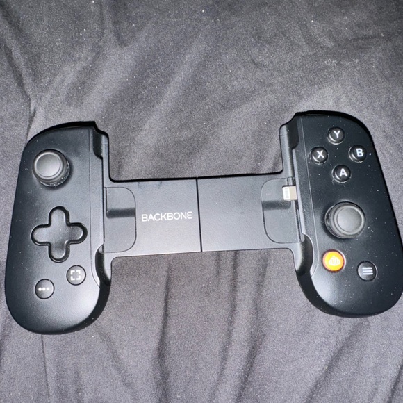 Backbone gaming console - Picture 2 of 3